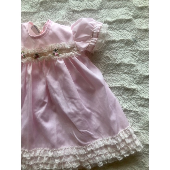 🌷SOLD 🌷Vintage 1960s Mini World Dress - Picture 2 of 4